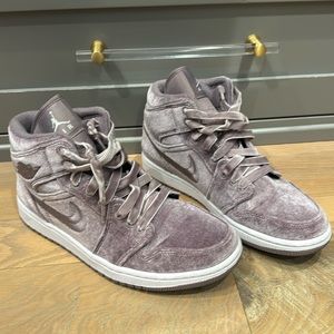 Purple smoke, Nike Jordans velvet with velvet laces
